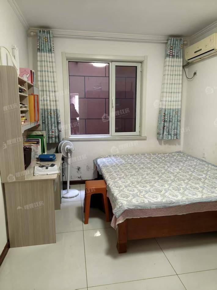 龙岸清华2室1厅1卫101㎡