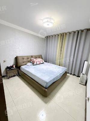 凤凰城（B区）3室2厅2卫119㎡