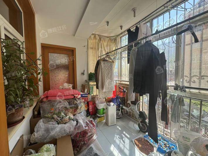 万泰家园3室2厅2卫129㎡