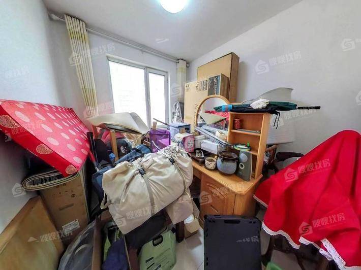 天成郡府东区3室2厅2卫138㎡