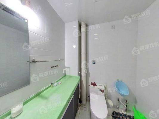天成郡府东区3室2厅2卫138㎡