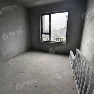 颐和荣盛华府（北区）3室2厅2卫139㎡