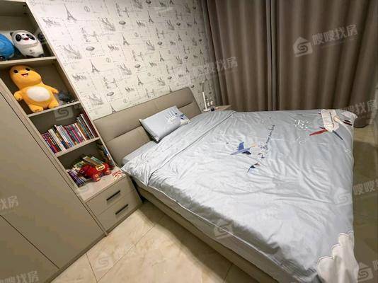 凤凰城（C区）3室2厅2卫135㎡