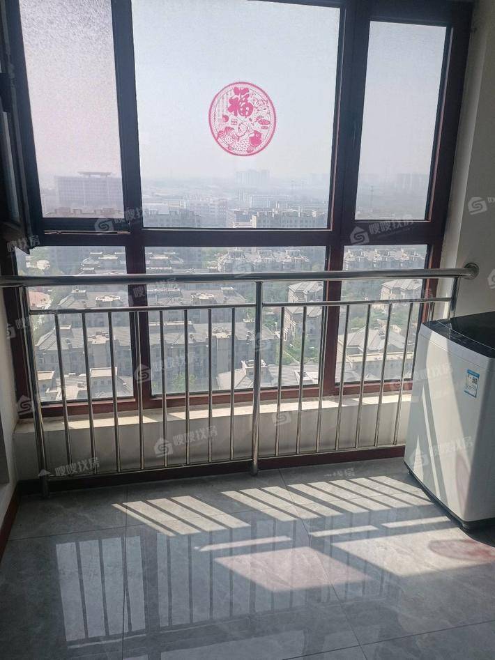 宏宇亚龙湾西区3室2厅2卫118㎡