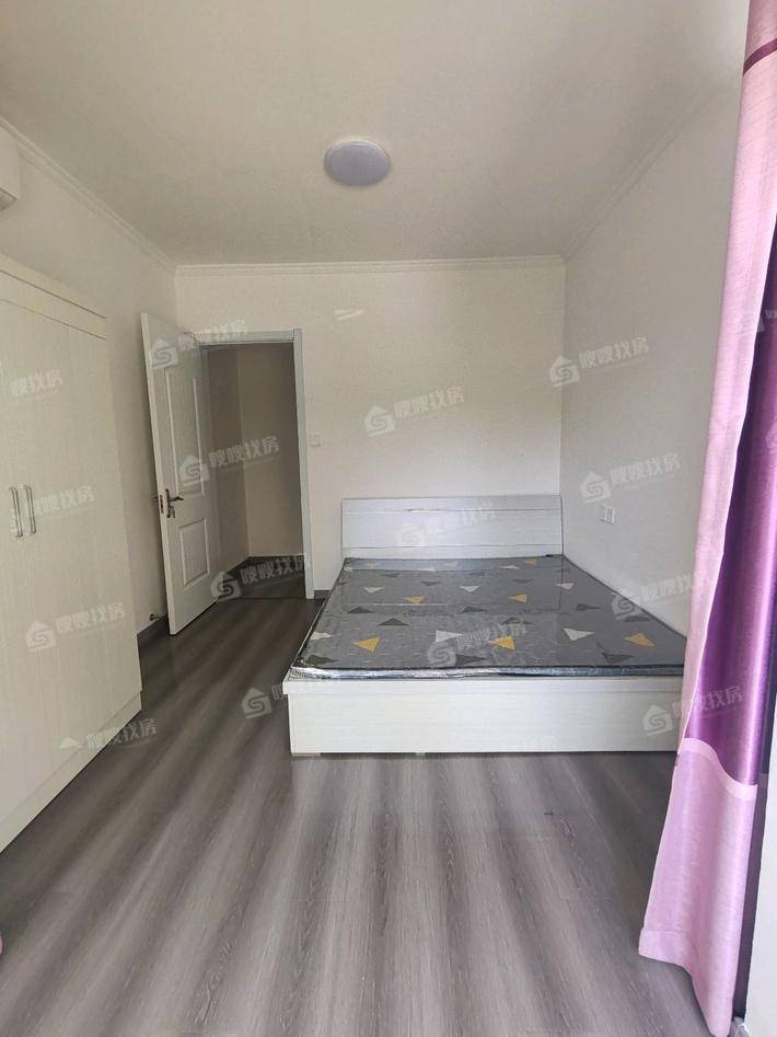 石榴玉兰湾3室2厅2卫138㎡
