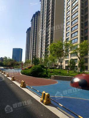 颐和新园4室2厅2卫144㎡