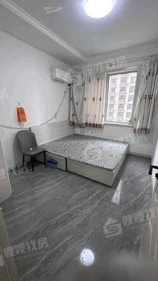 龙岸清华3室2厅2卫120㎡