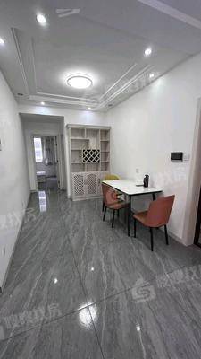 龙岸清华3室2厅2卫120㎡