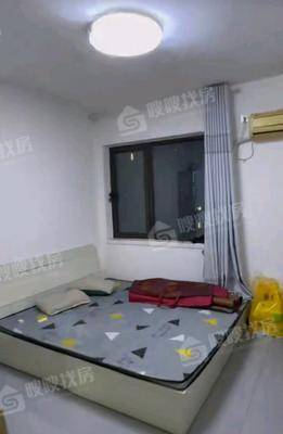 一世界书香华府3室2厅1卫115㎡