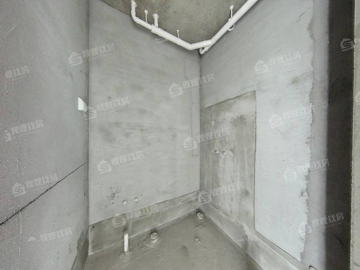 颐和荣盛华府（北区）3室2厅2卫118㎡
