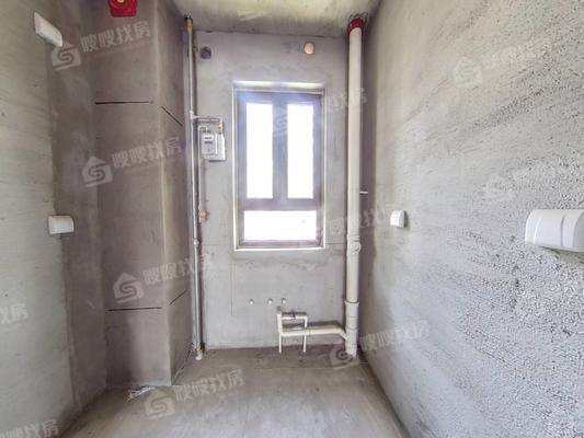 颐和荣盛华府（北区）3室2厅2卫118㎡