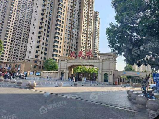 凤凰城（B区）3室2厅1卫91㎡