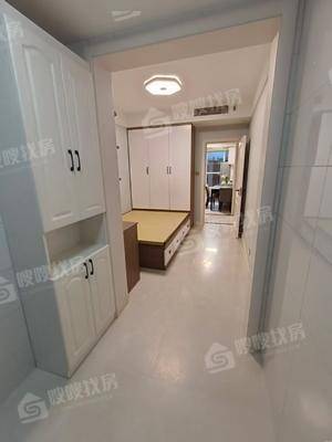 金域华城（金茂府）3室2厅2卫120㎡