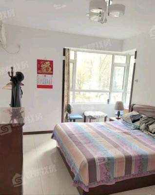 皇家壹里（A区）3室2厅2卫135㎡