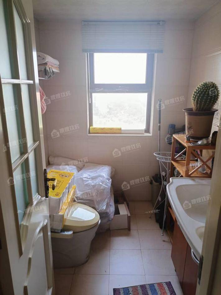 荣盛兰亭苑3室2厅2卫138㎡