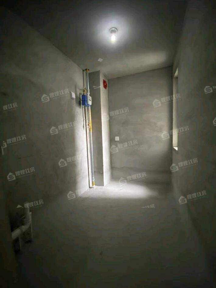 颐和庭园3室2厅2卫121㎡