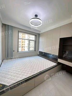 三里家园3室2厅2卫128㎡