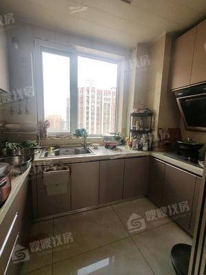 天成明月洲东区4室2厅2卫139㎡
