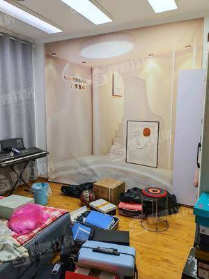 龙岸清华3室2厅2卫124㎡