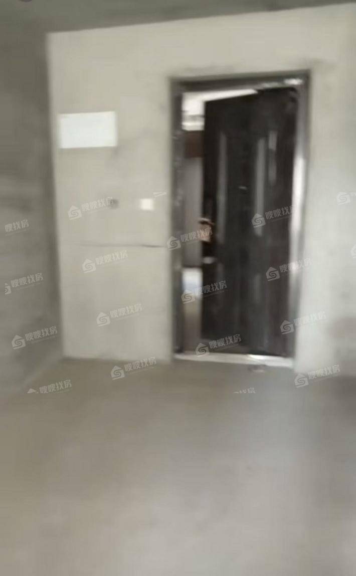 荣盛花语城3室2厅1卫107㎡