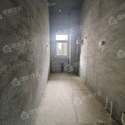 万泰丽景东区2室2厅1卫96㎡