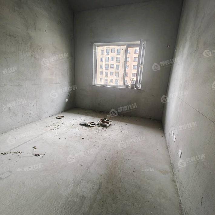 万泰丽景东区2室2厅1卫96㎡