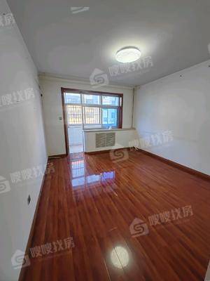 运河公安分局家属院3室2厅2卫126㎡