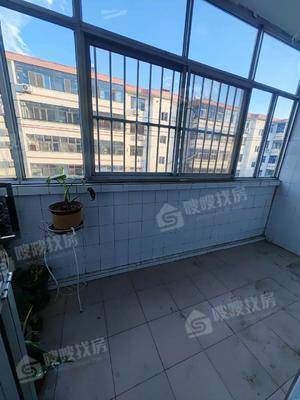 运河公安分局家属院3室2厅2卫126㎡