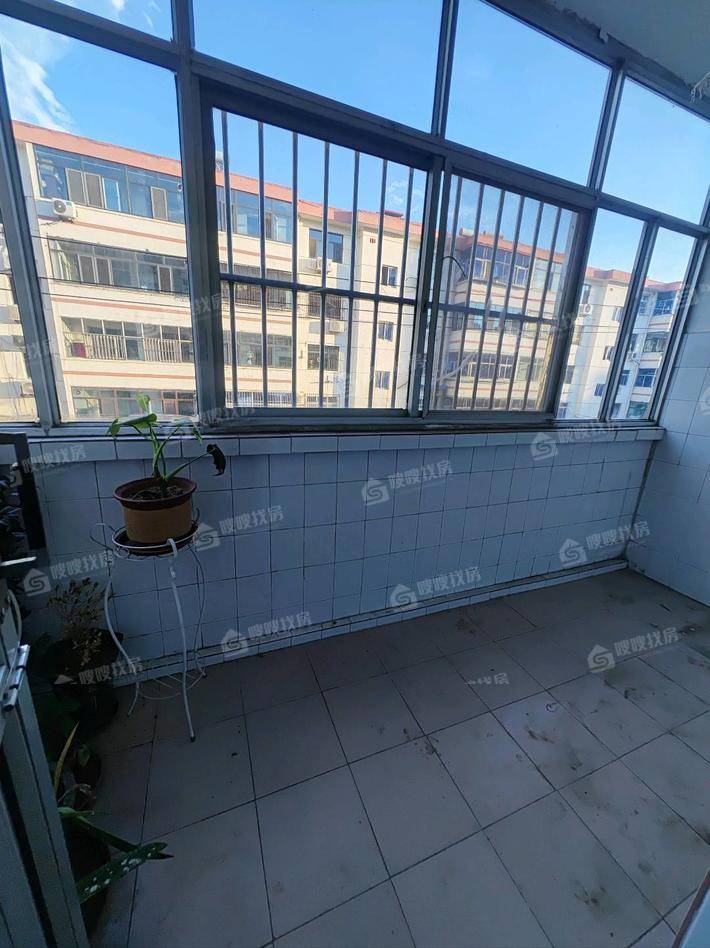 运河公安分局家属院3室2厅2卫126㎡