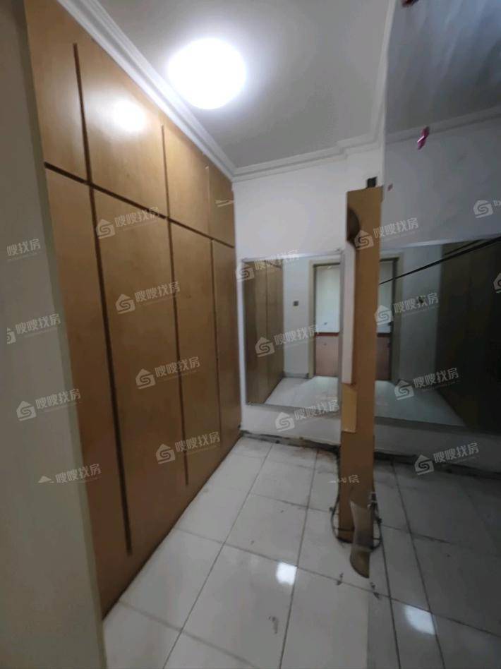 运河公安分局家属院3室2厅2卫126㎡