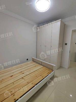 天成郡府东区3室2厅2卫133㎡