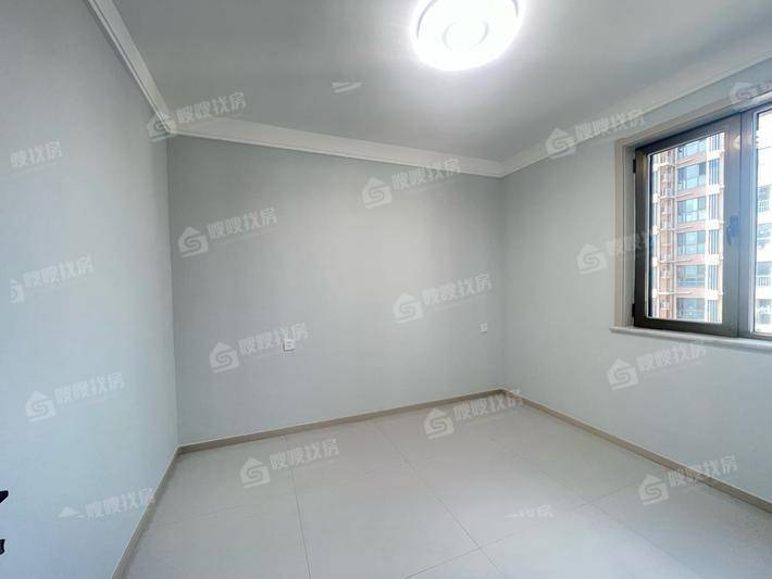 贻成御景狮城3室2厅1卫120㎡