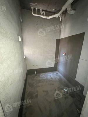 荣盛君兰苑3室2厅2卫110㎡