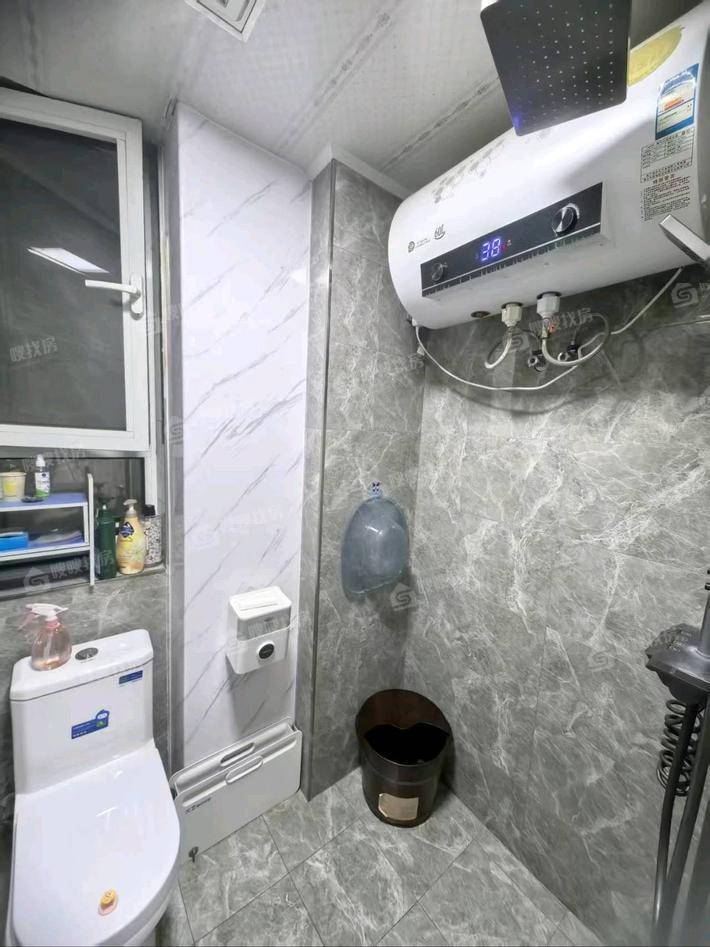 禧福荷堂B区2室2厅1卫81㎡