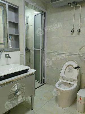 皇家壹里（C区）3室2厅1卫160㎡
