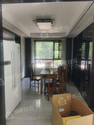 荣盛阿尔卡迪亚新儒苑4室2厅2卫157㎡
