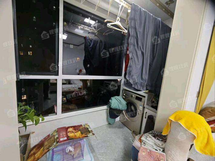 金域华城（金茂府）2室1厅1卫87㎡
