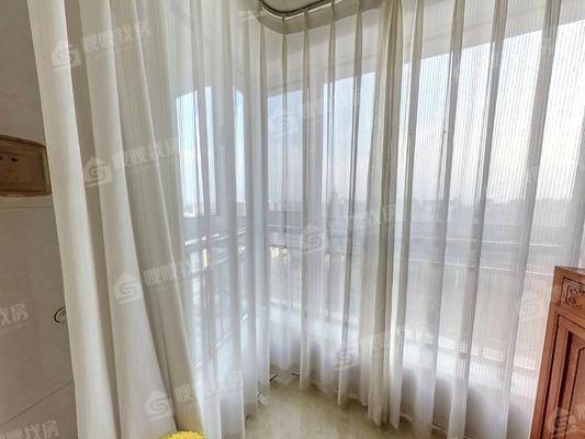 天成郡府东区3室2厅2卫130㎡