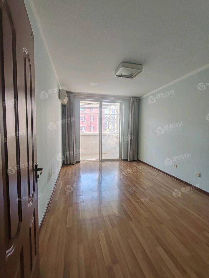 清华竹园3室2厅2卫140㎡