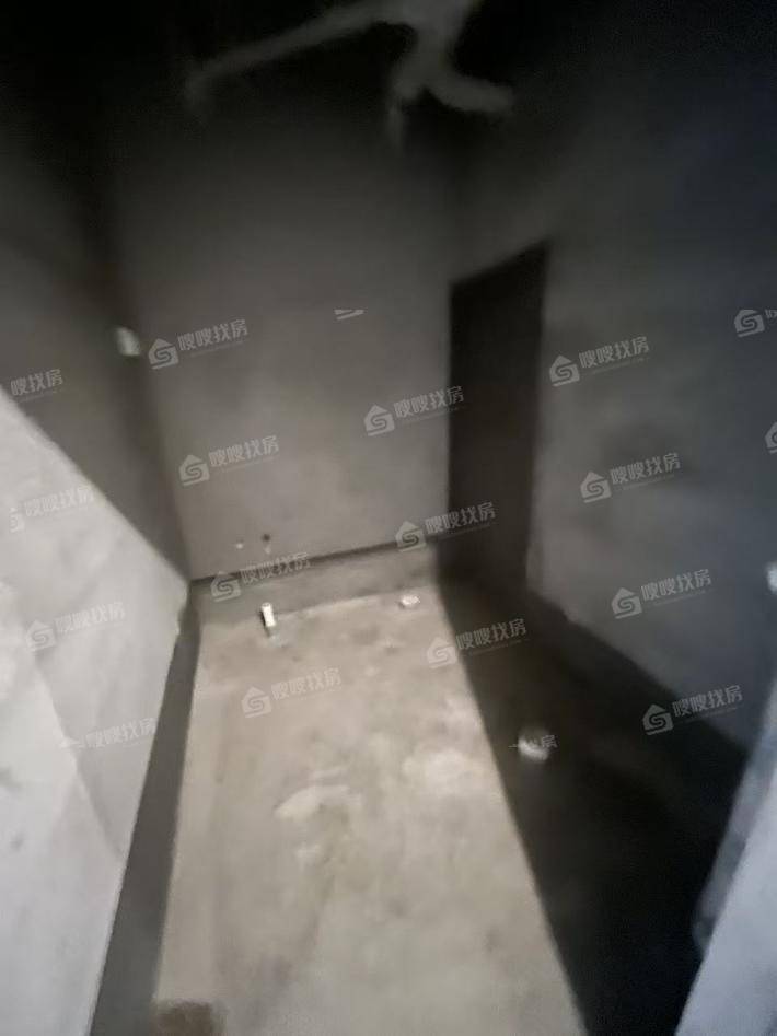 荣盛四季花语3室2厅2卫125㎡