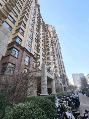 天成郡府西区3室2厅2卫121㎡