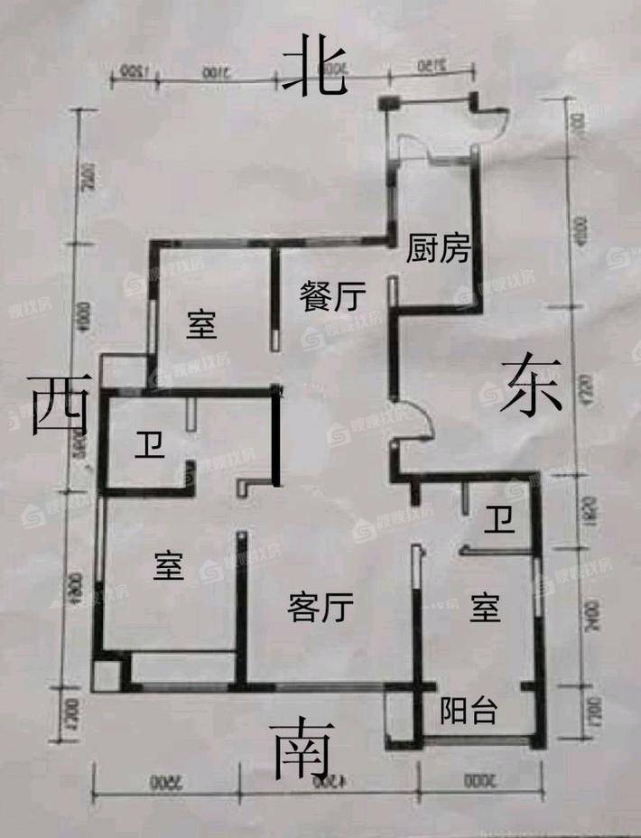 天成郡府西区3室2厅2卫139㎡