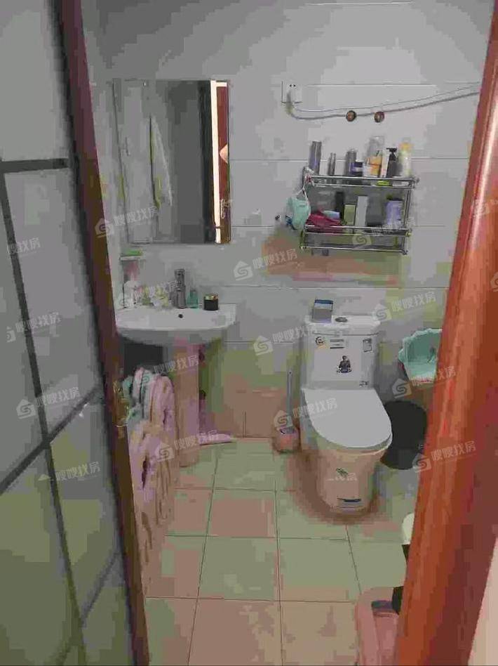 宏宇亚龙湾3室2厅2卫125㎡