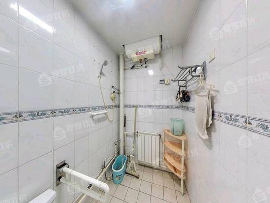 司法局宿舍4室2厅2卫164㎡