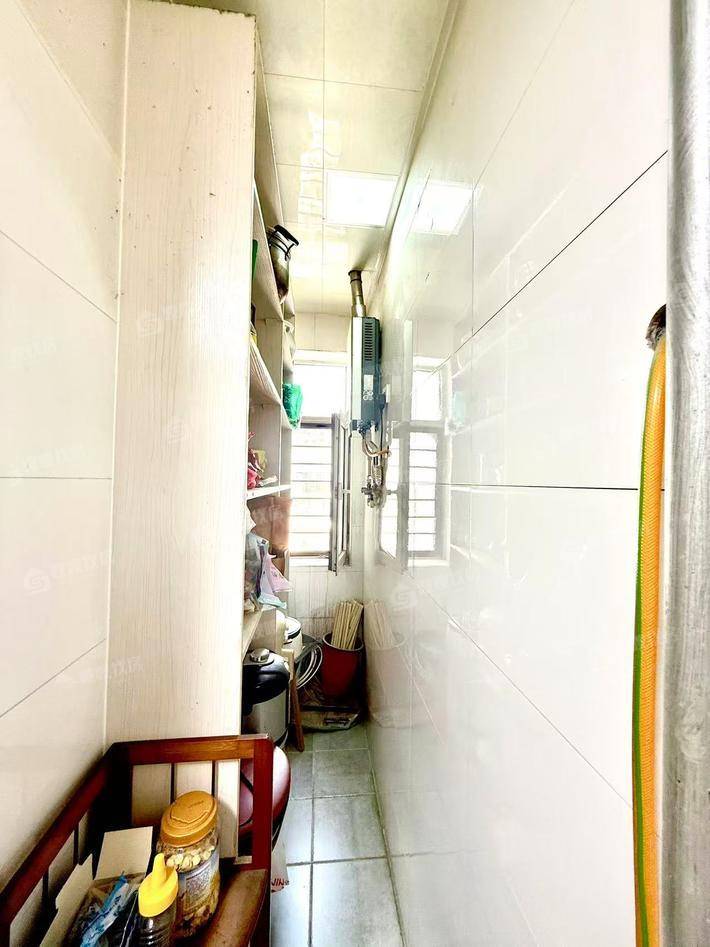金域华庭3室2厅2卫125㎡