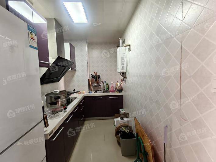 荣盛兰亭苑3室2厅1卫96㎡