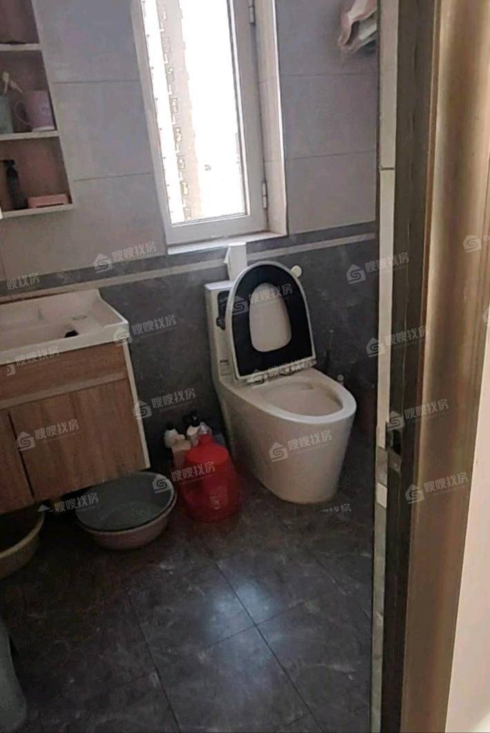 天成明月洲东区5室2厅2卫320㎡