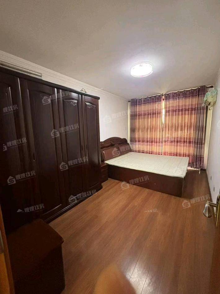 恒泰花园B区3室2厅1卫114㎡