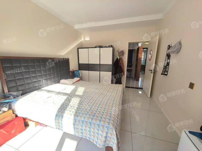 天成名著三期2室2厅1卫93㎡