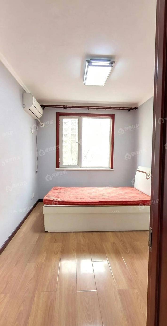 天成郡府西区3室2厅2卫122㎡